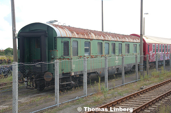 99-10 667