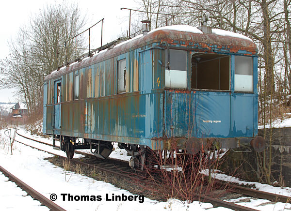 61016