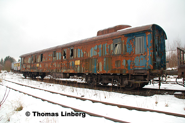 61311