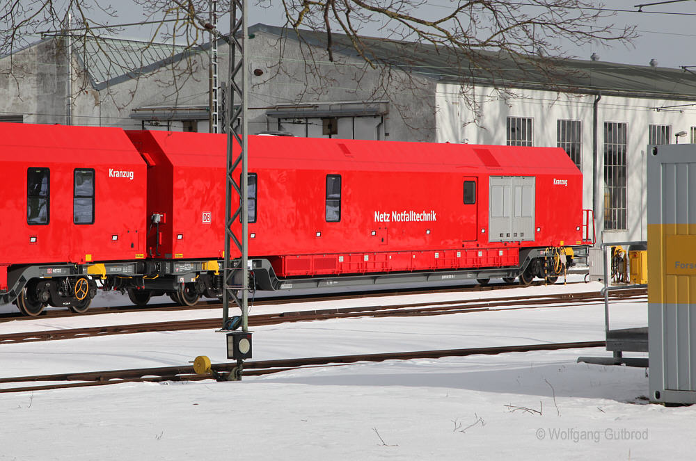 Bild des Kranbegleitwagens 90 80 9 370 101-3 Fotograf Wolfgag Gutbrod